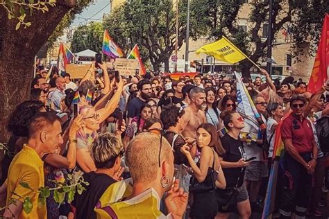 incontro gay siracusa|Club Gay a Siracusa